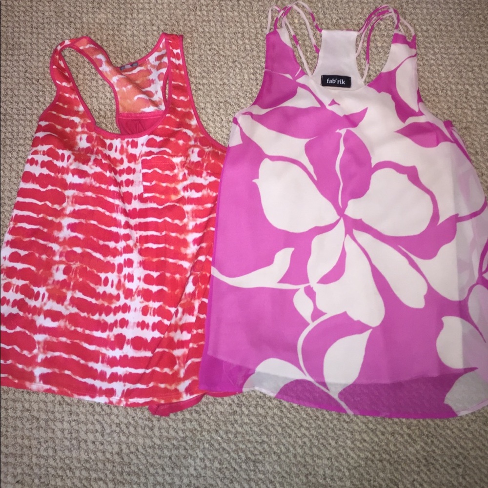 2 Summer tank tops