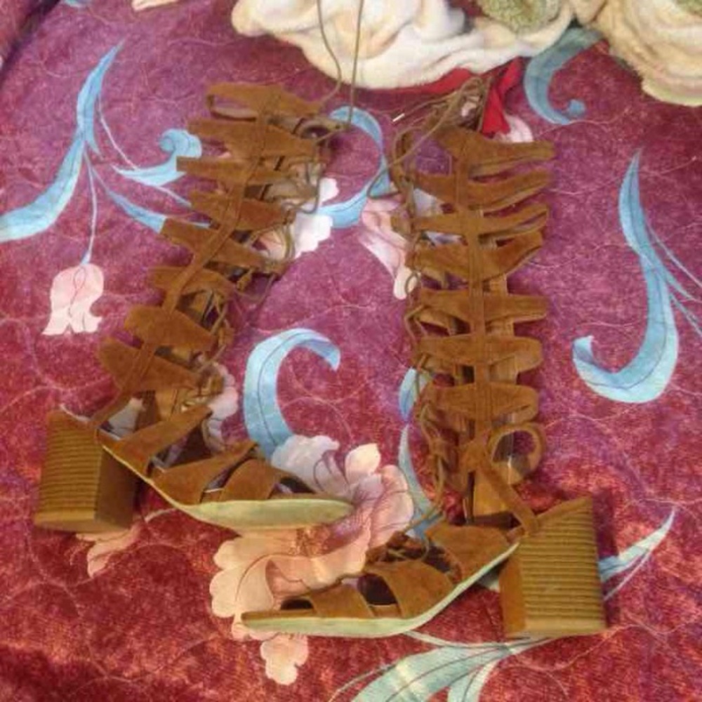 Cape Robbin Gladiator heels
