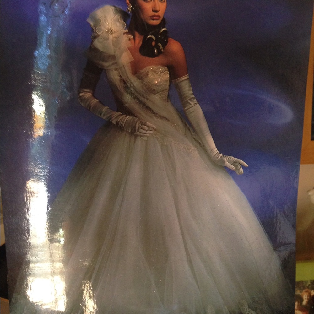 Wedding dress