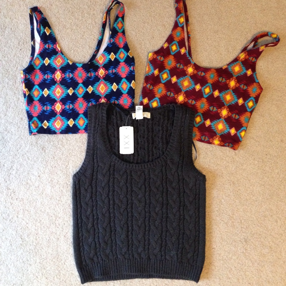 Bundle of 3 crop tops
