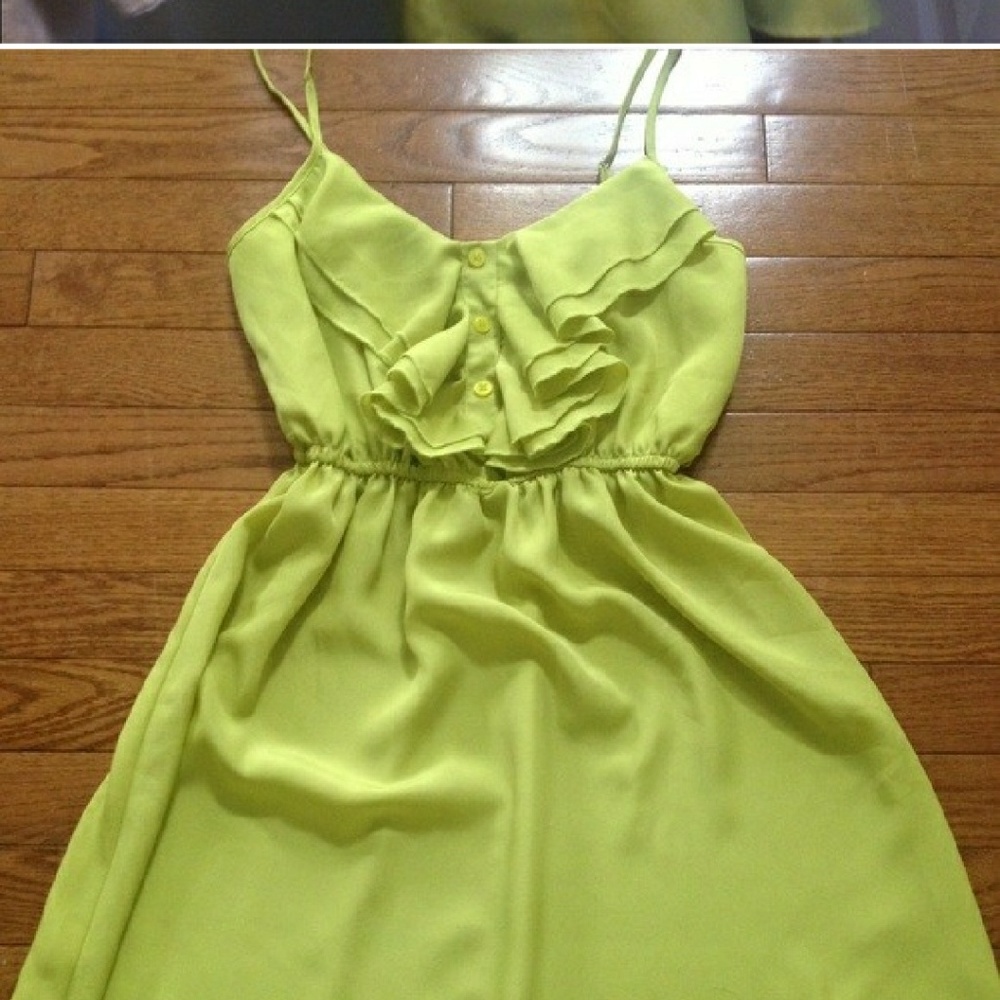 $6! My my michelle Green/yellow Ruffle dress