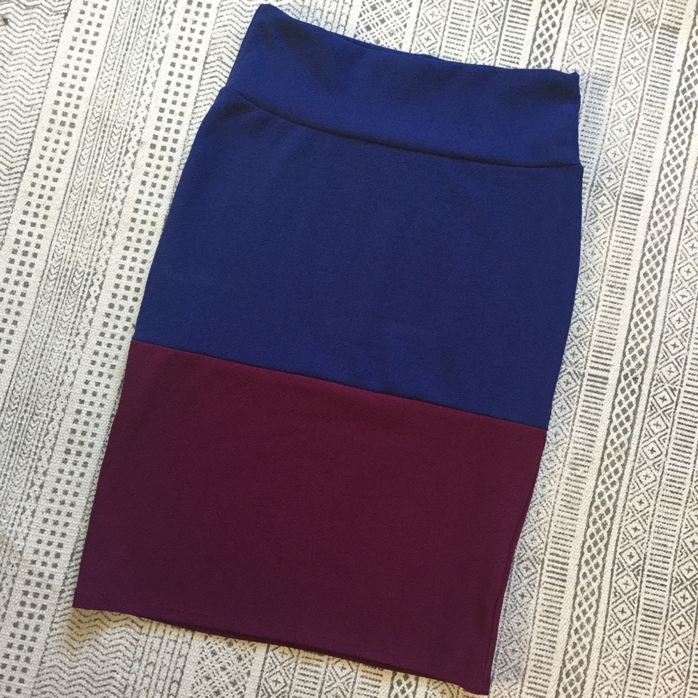 S LuLaRoe Double Colored Cassie Skirt