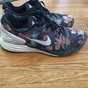 Nike lunarglide 6 florals