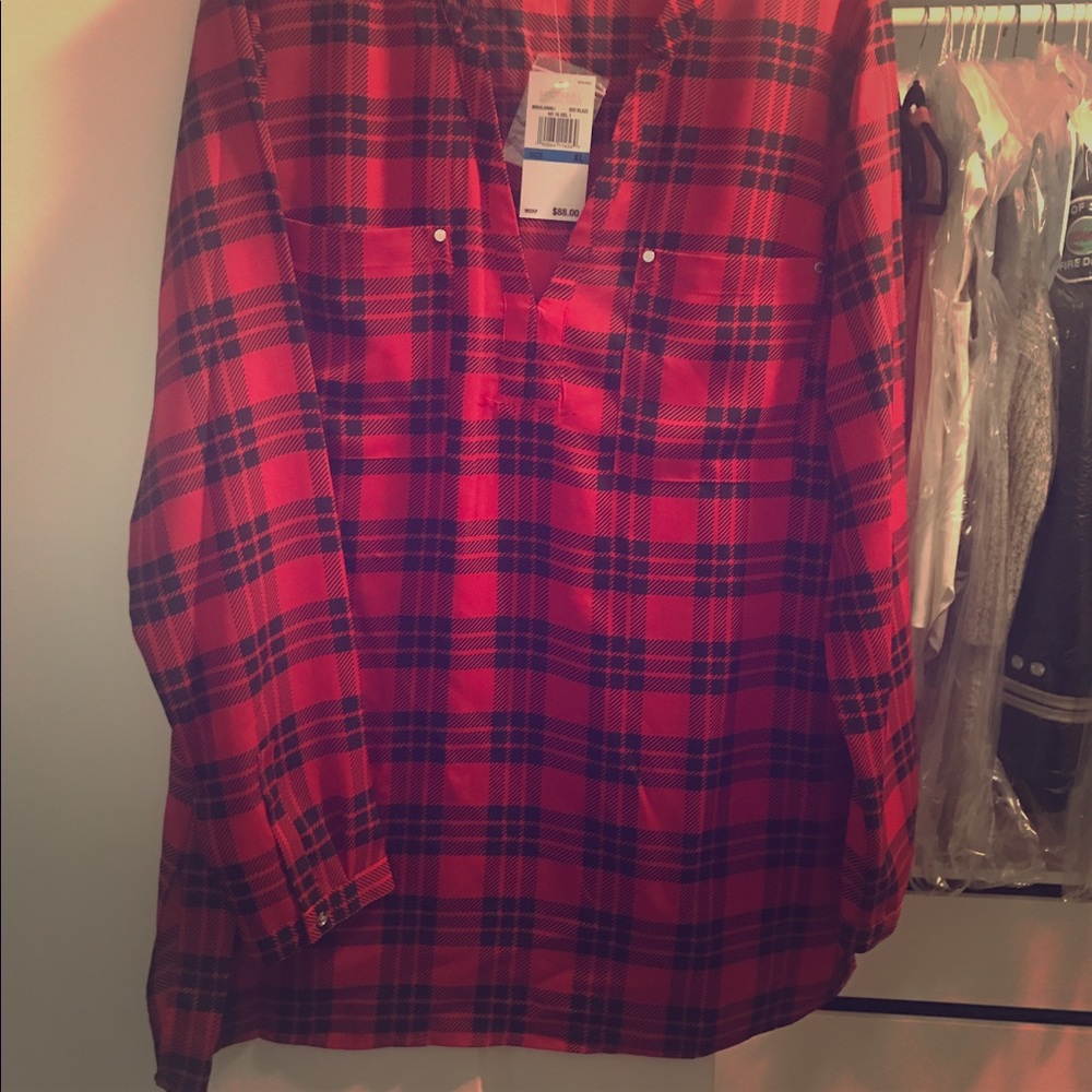 Super cute! Red and black silky Micheal Kors shirt