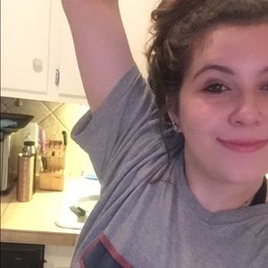 Meet your Posher, Kayce