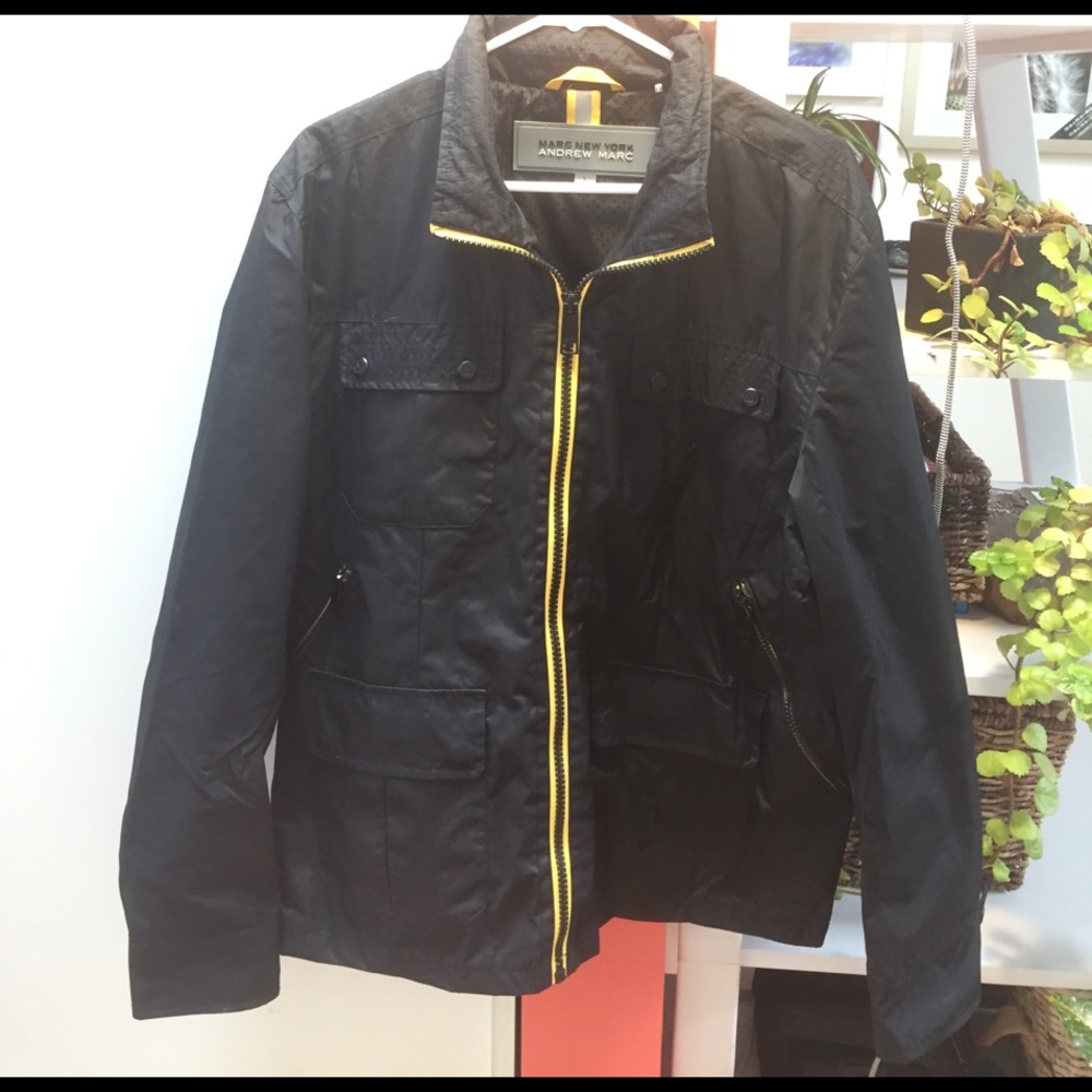 MARC NEW YORK L Men's black & yellow zip jacket