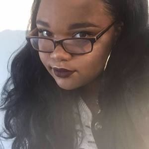 Meet your Posher, Samia