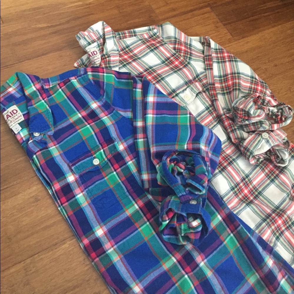 {Bundle} 2 Flannel Shirts!