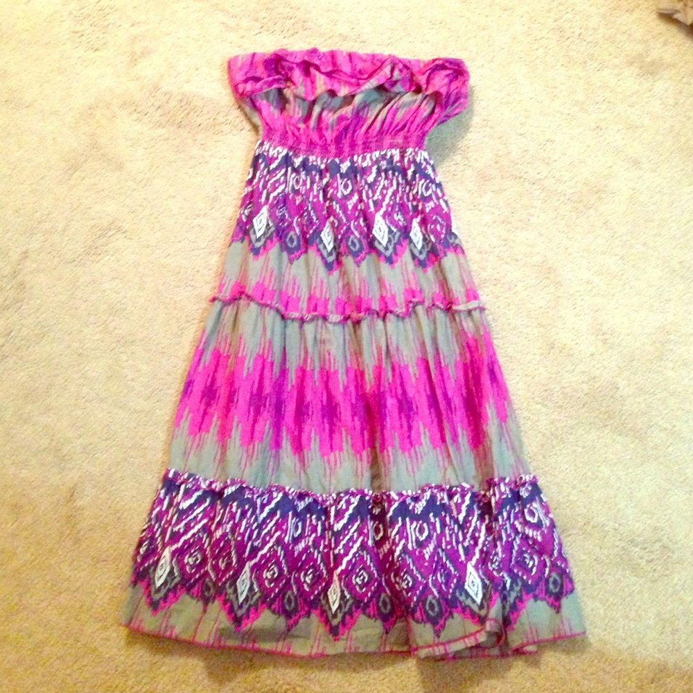 Strapless tribal print dress 👗