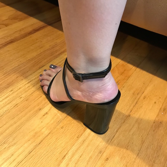 Gucci strappy sandals - Picture 2 of 8