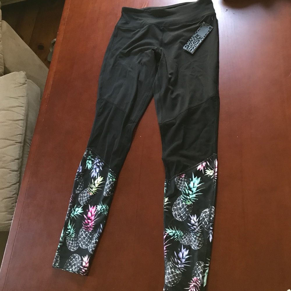 BNWT Jessica Simpson Pineapple/Mesh workout pants
