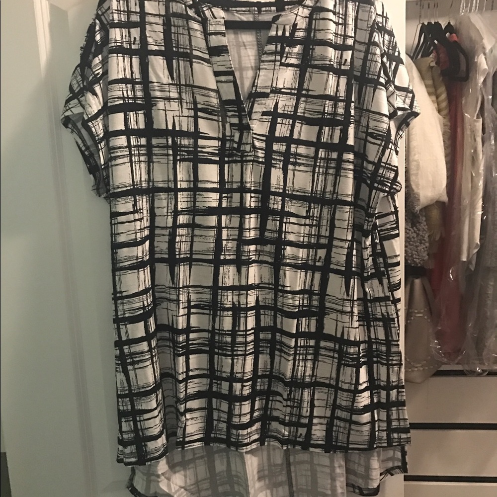 High/ low blouse.