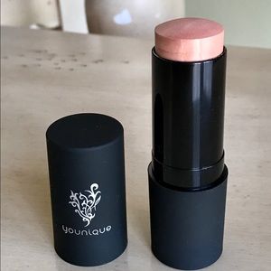 Younique Touch ALaMode Luminizer Stick