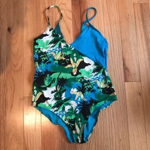 Aerie one piece swim