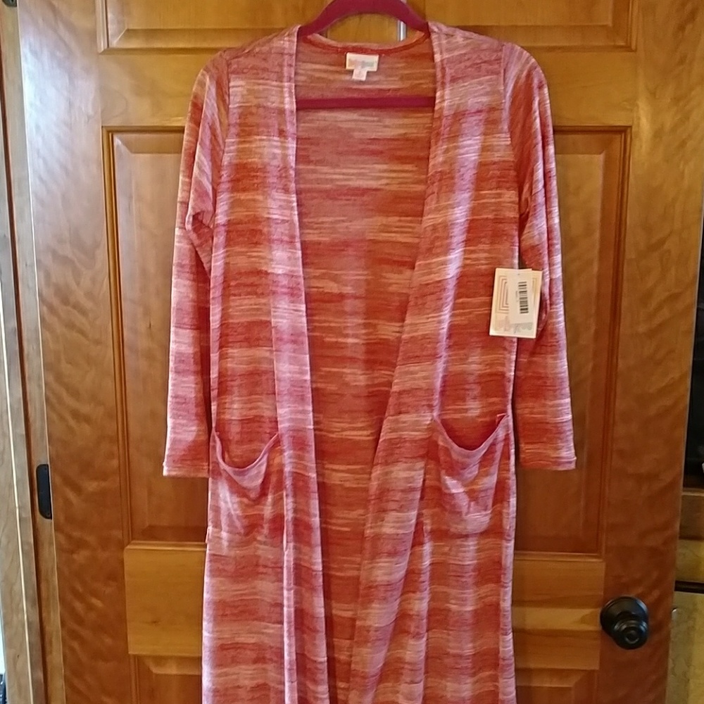 Hard to Find New LuLaRoe? Sarah Duster!!
