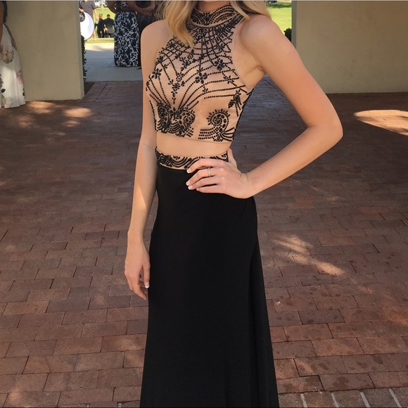 Dresses & Skirts - Prom dress