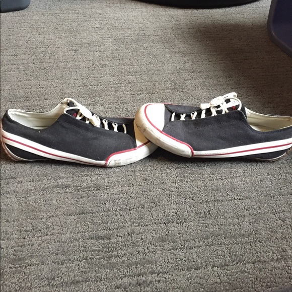 Men's size 12 Pirelli sneaker. - Picture 2 of 3