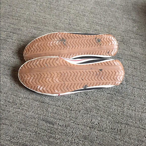 Men's size 12 Pirelli sneaker. - Picture 3 of 3