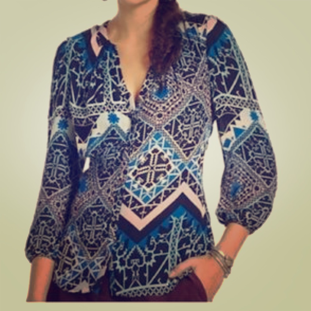 Stunning Leifdottir silk blue black blouse size 6