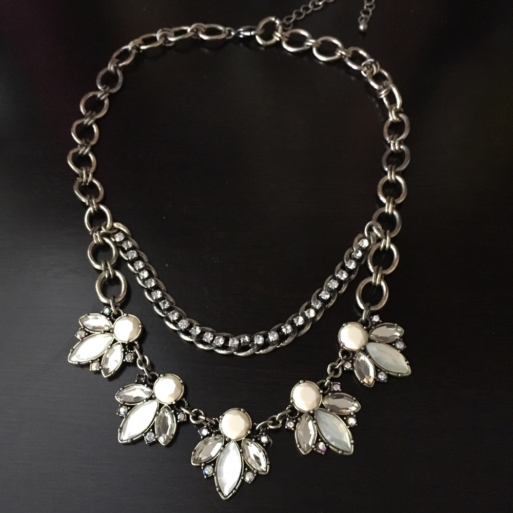 JCrew like necklace style