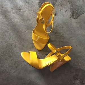 BCBGeneration yellow heels