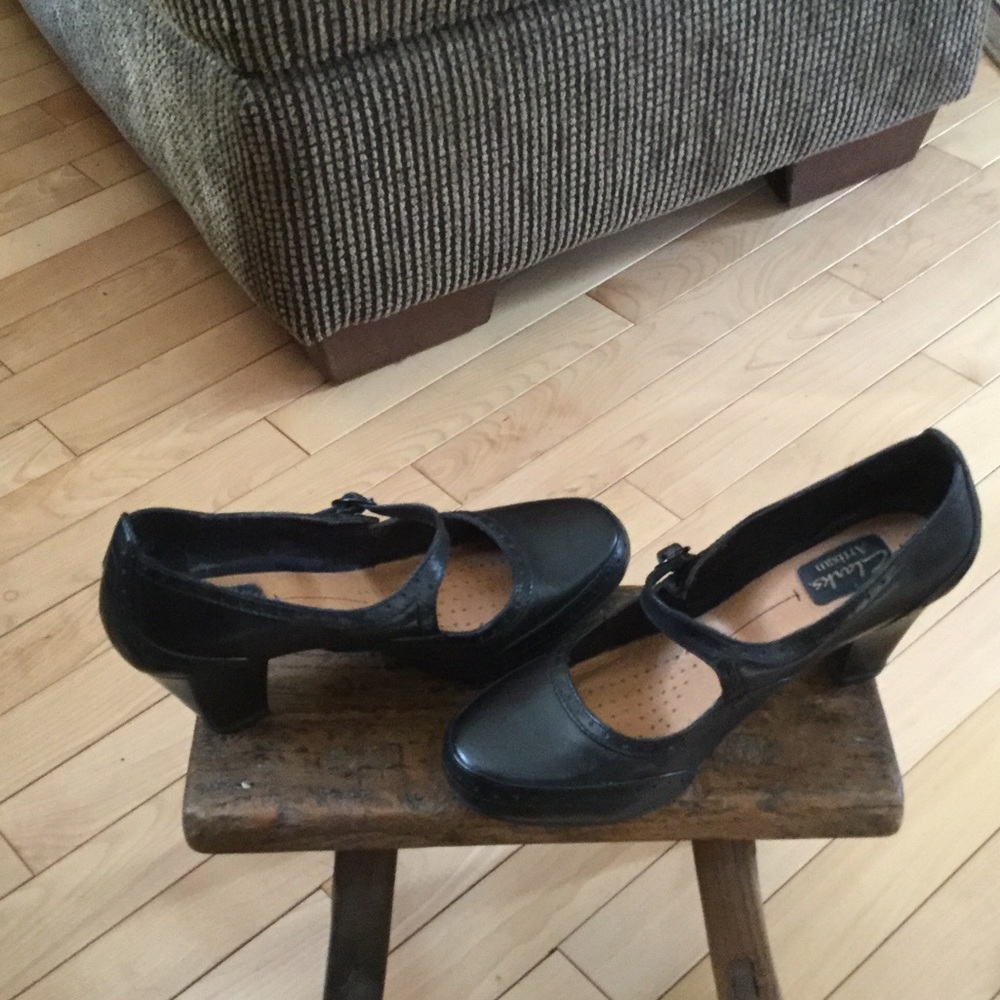 Clark Maryjanes black