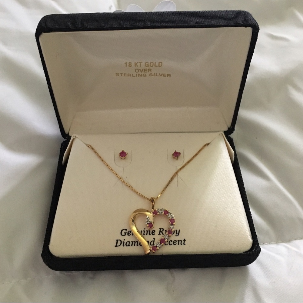 Gold & Ruby Jewelry Set