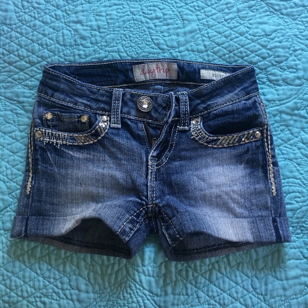 Daytrip shorts kids size 10!