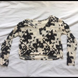 Silence + noise Long Sleeve Crop Top (size S)