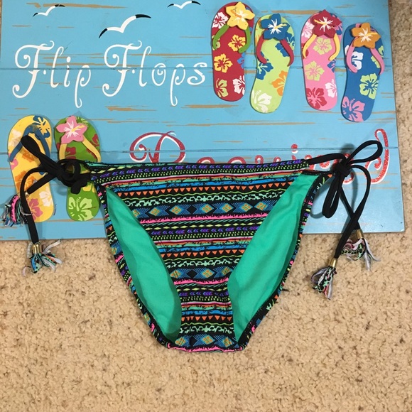 Xhilaration Other - NWOT Xhilaration bikini bottom