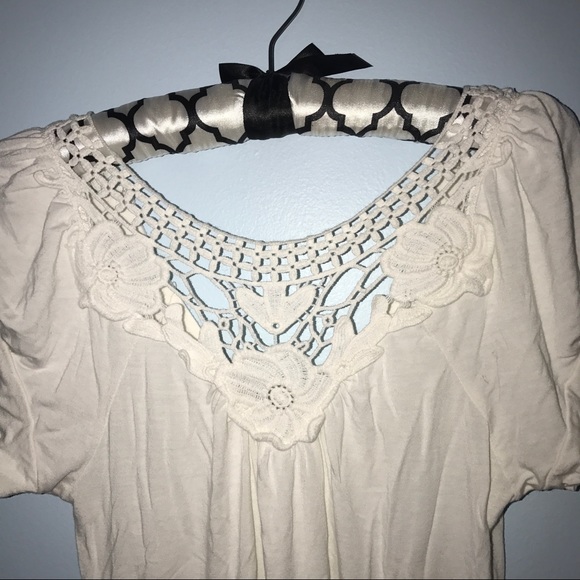 Crochet/lace shirt - Picture 3 of 3
