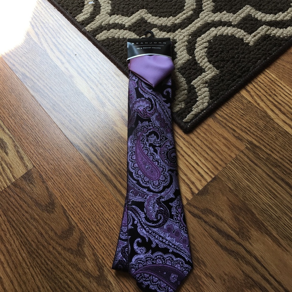 Tie/pocket square