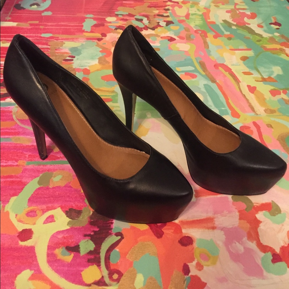 Kelsi Dagger "Gracie" Heels