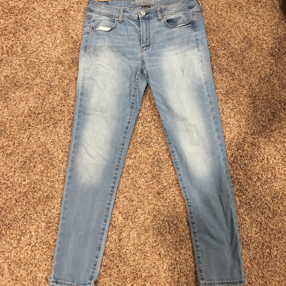 American eagle blue jeans!