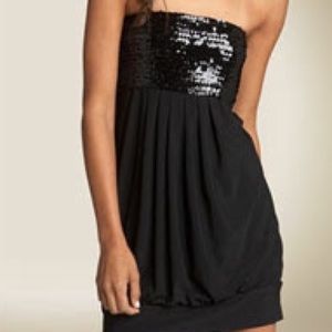 Black sequin prom dress.