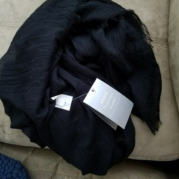 Wrap/scarf - Picture 1 of 1