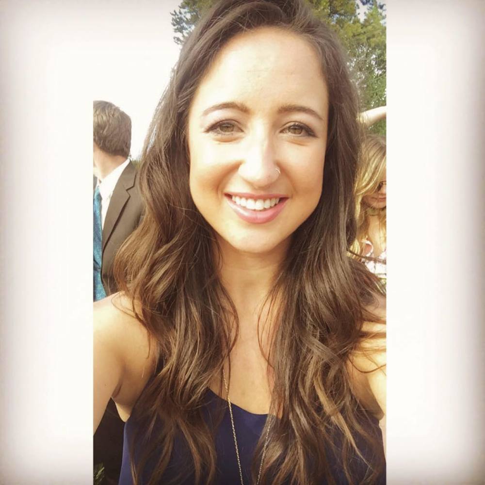 Meet your Posher, Laura