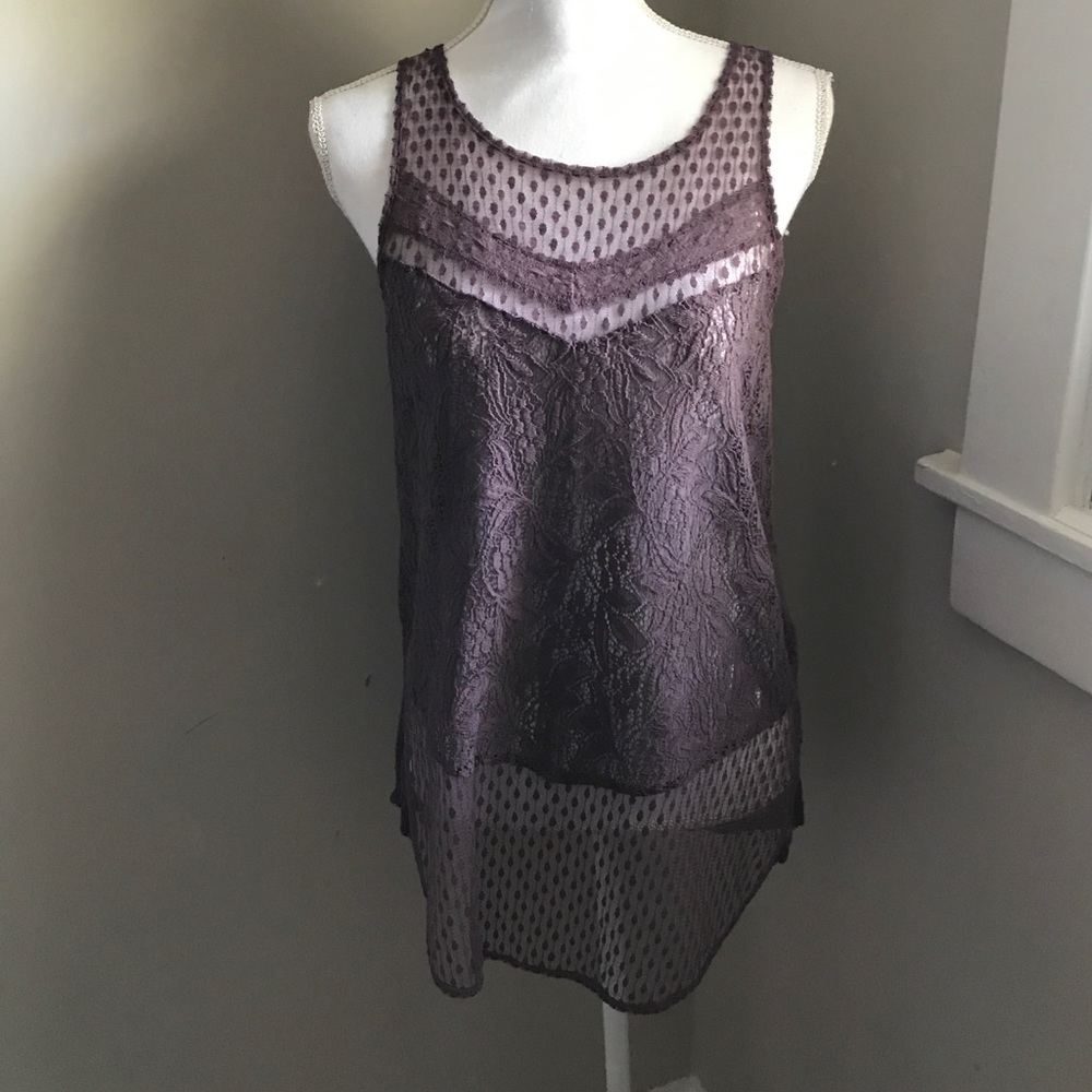 NWOT American Eagle lace blouse mauve color med.