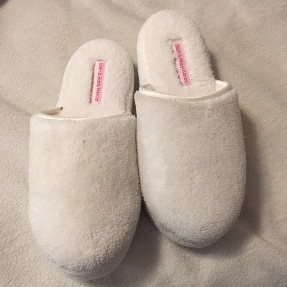 Cream colored bath and body works slippers