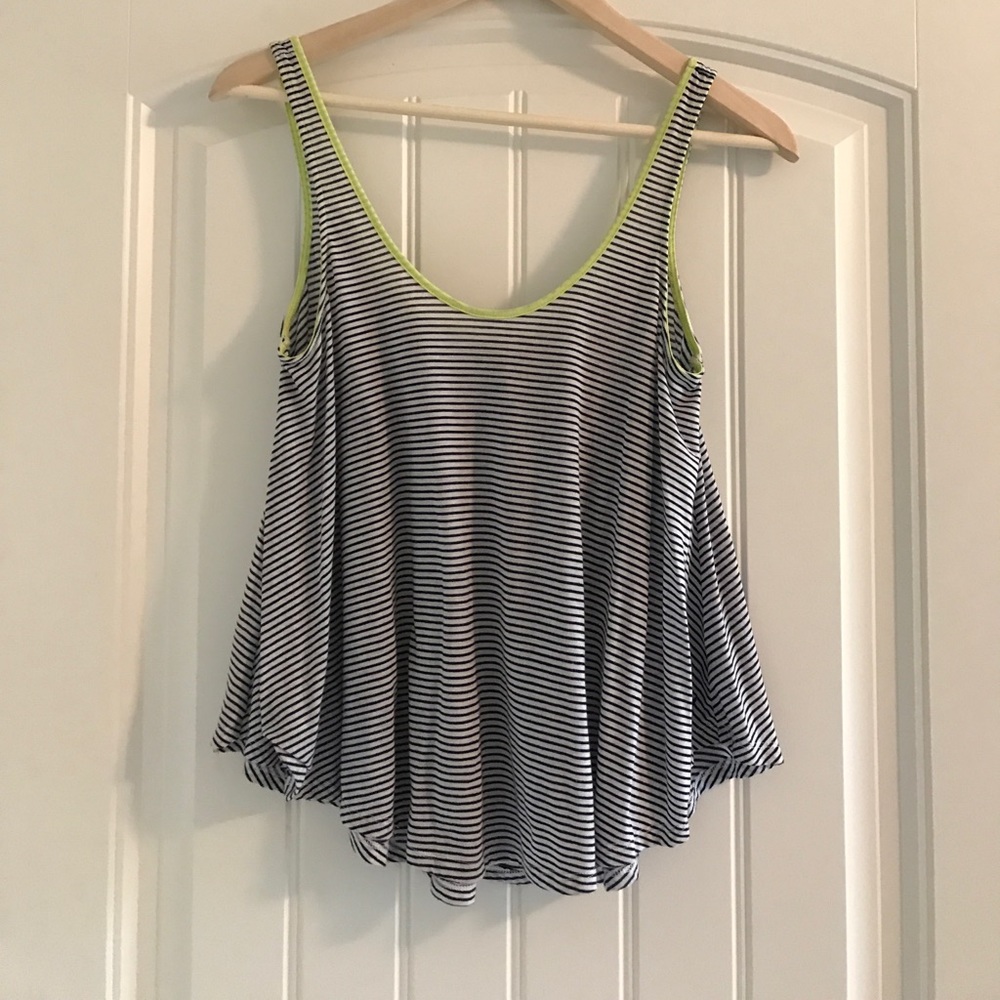 American Eagle Aloha Tank