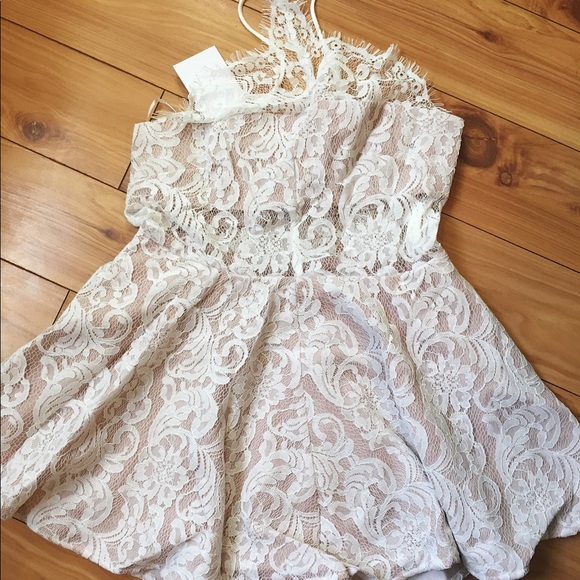 CLEARANCE Ivory Dusty Pink Lace Halter Romper - Picture 8 of 8