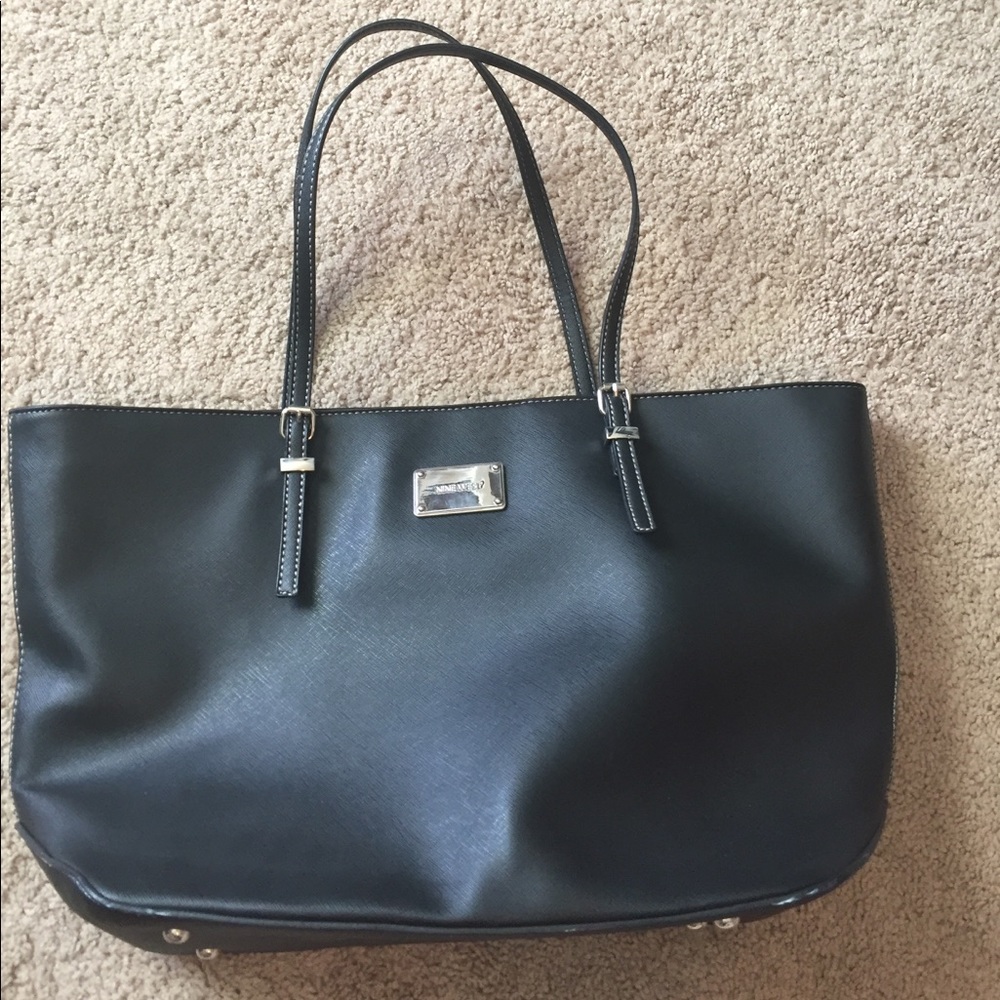Nine West black tote purse