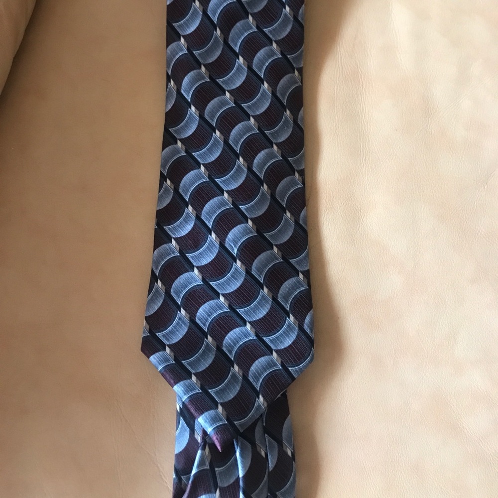 Geoffrey Beene Tie