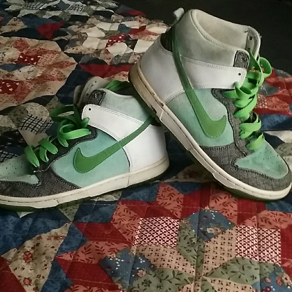 Dyed leather seafoam color and green nikes 6.0