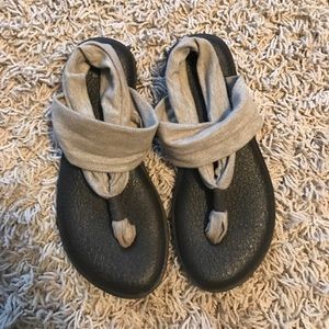 Sanuk flip flop shoes sz 5