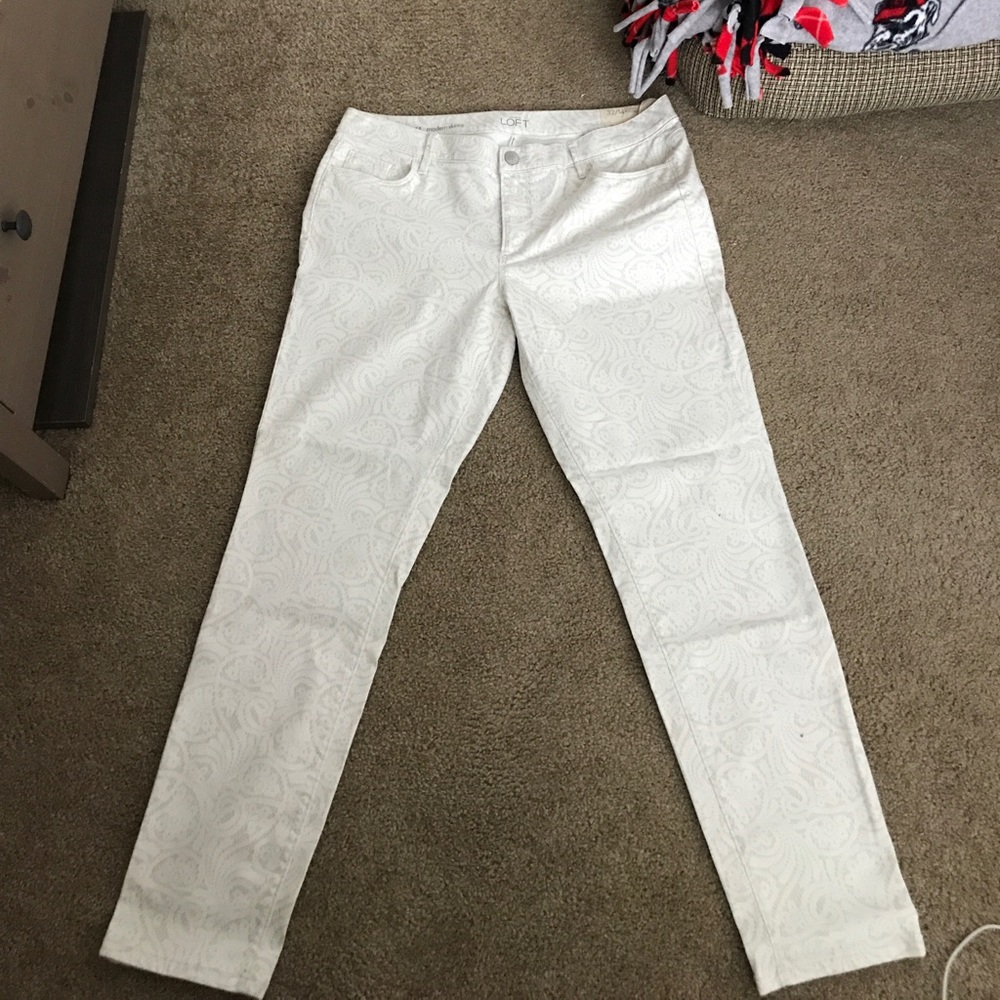 White with Tan Pattern Skinny Jeans