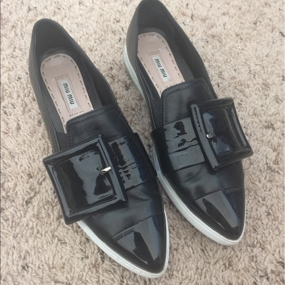⭐Sold⭐Miu miu Slip on Captoe Blavk Sneaker