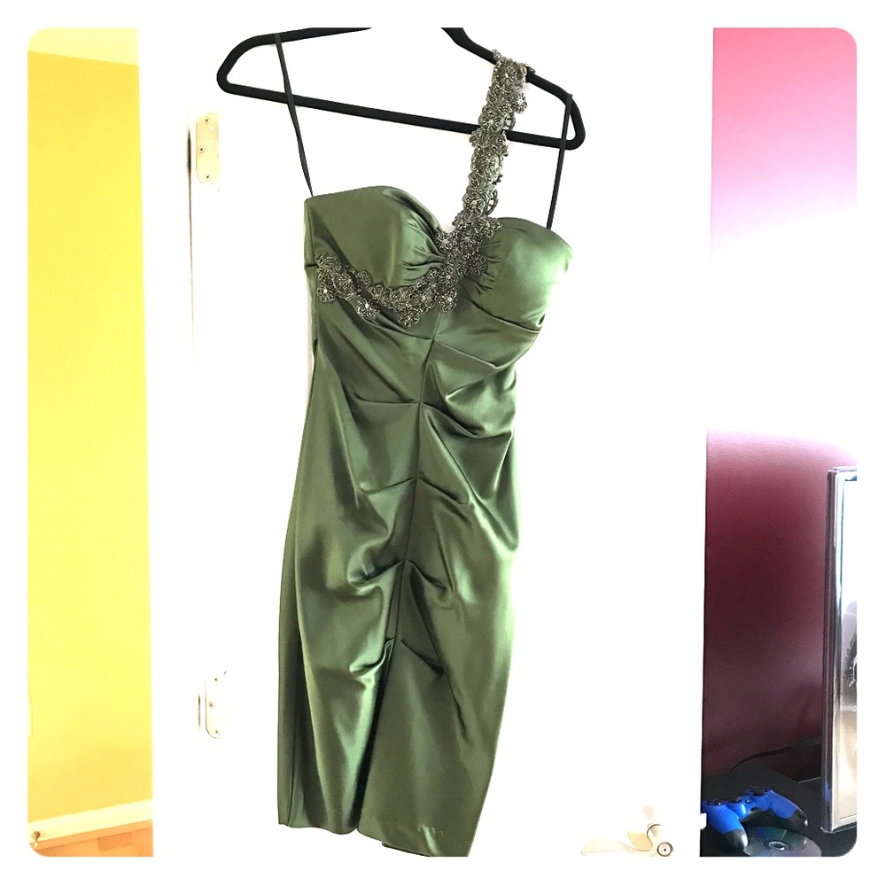 NWT - Gorgeous Dress - Perfect for weddings