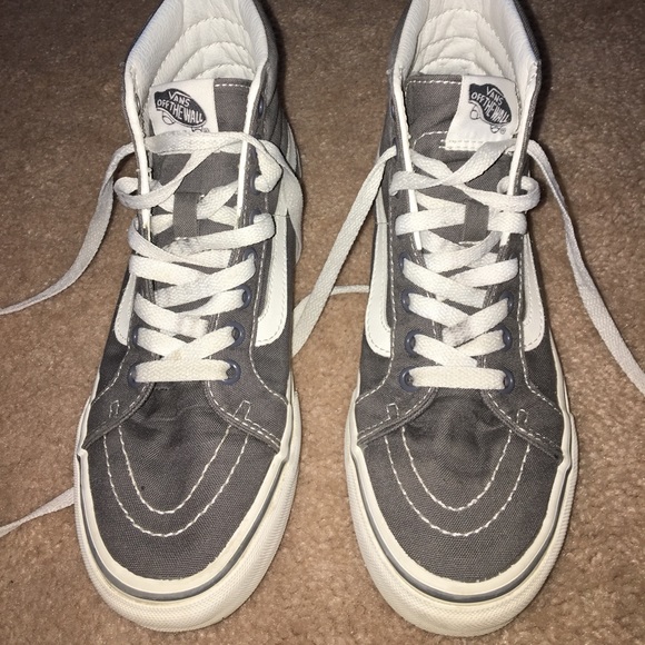 Vans - Picture 1 of 4
