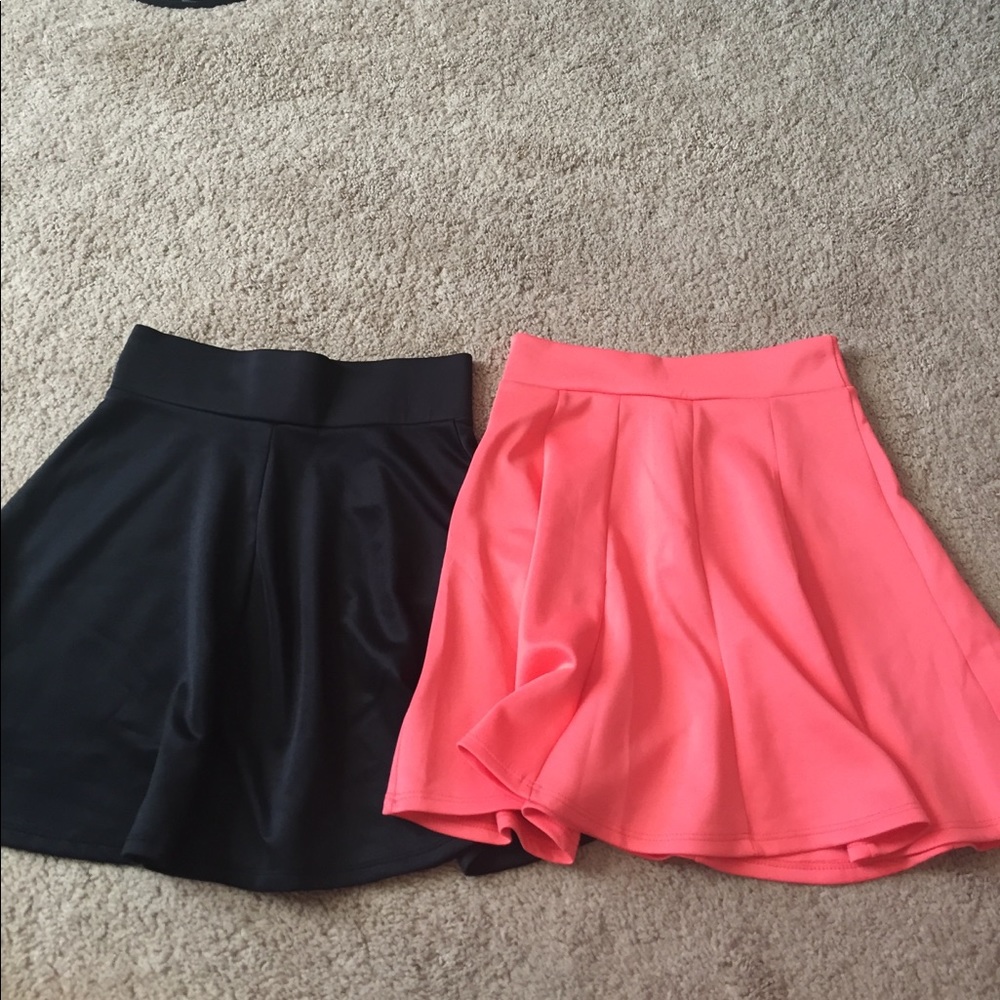 Bundle of two skirts